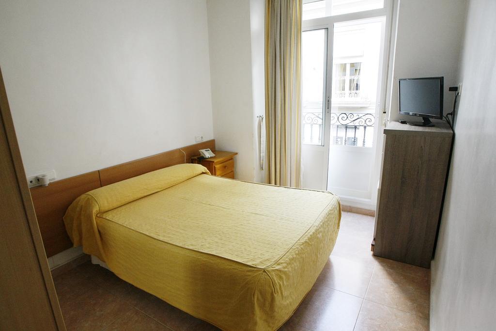 Hostal San Fernando Alicante Extérieur photo