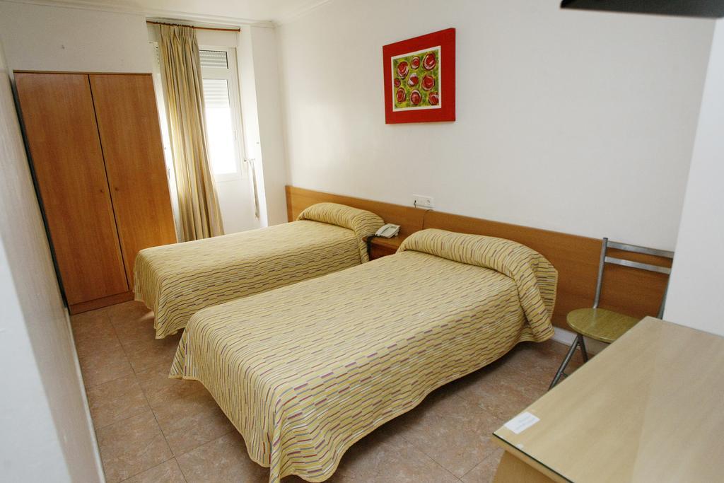 Hostal San Fernando Alicante Extérieur photo