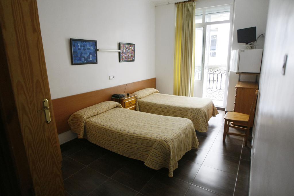 Hostal San Fernando Alicante Extérieur photo